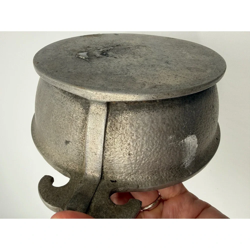 Guardian Service Hammered Aluminum Cookware Lidded Dutch Oven 8in Mid Century